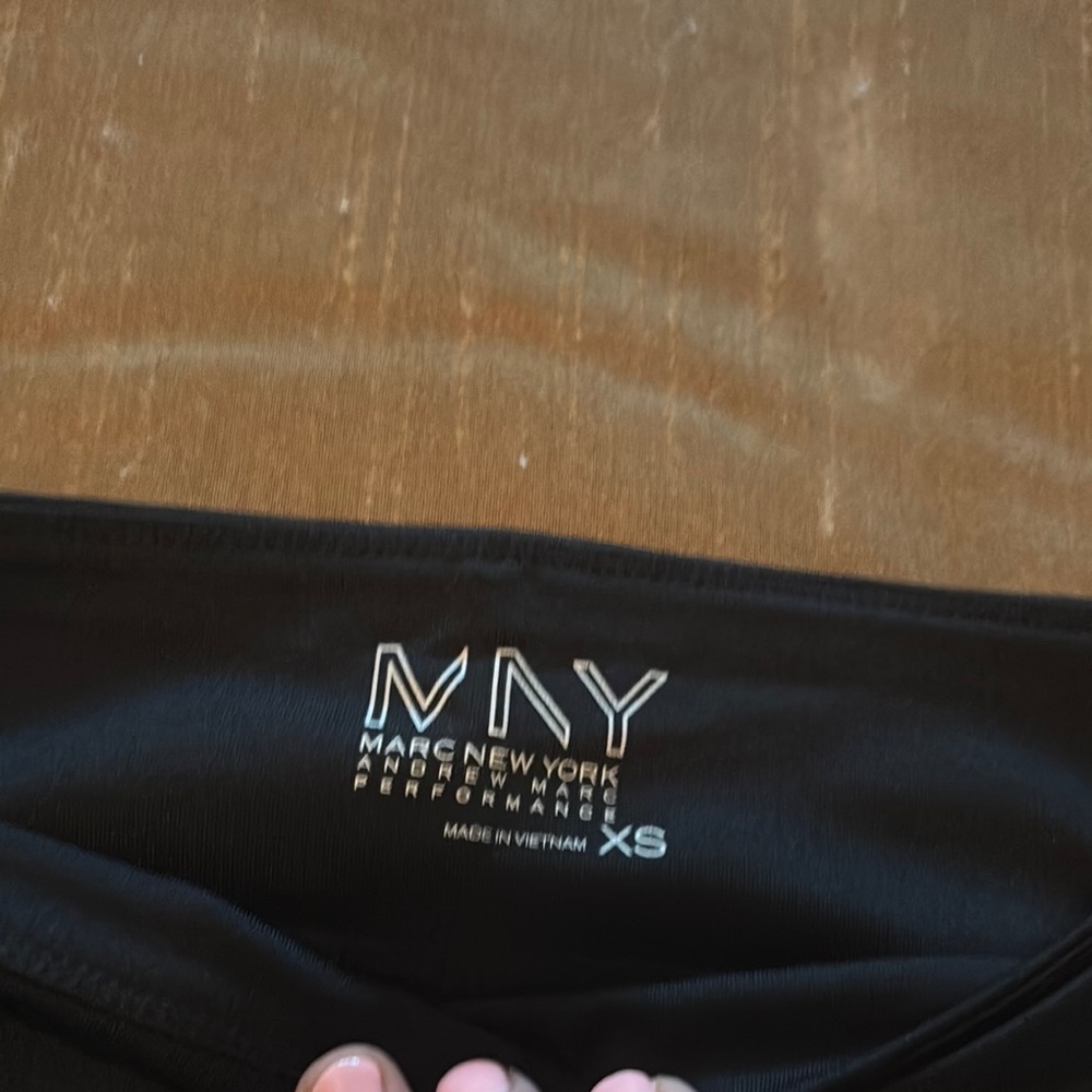 Andrew Marc Black Leggings Mid-Calf Stretch - Picture 6 of 7